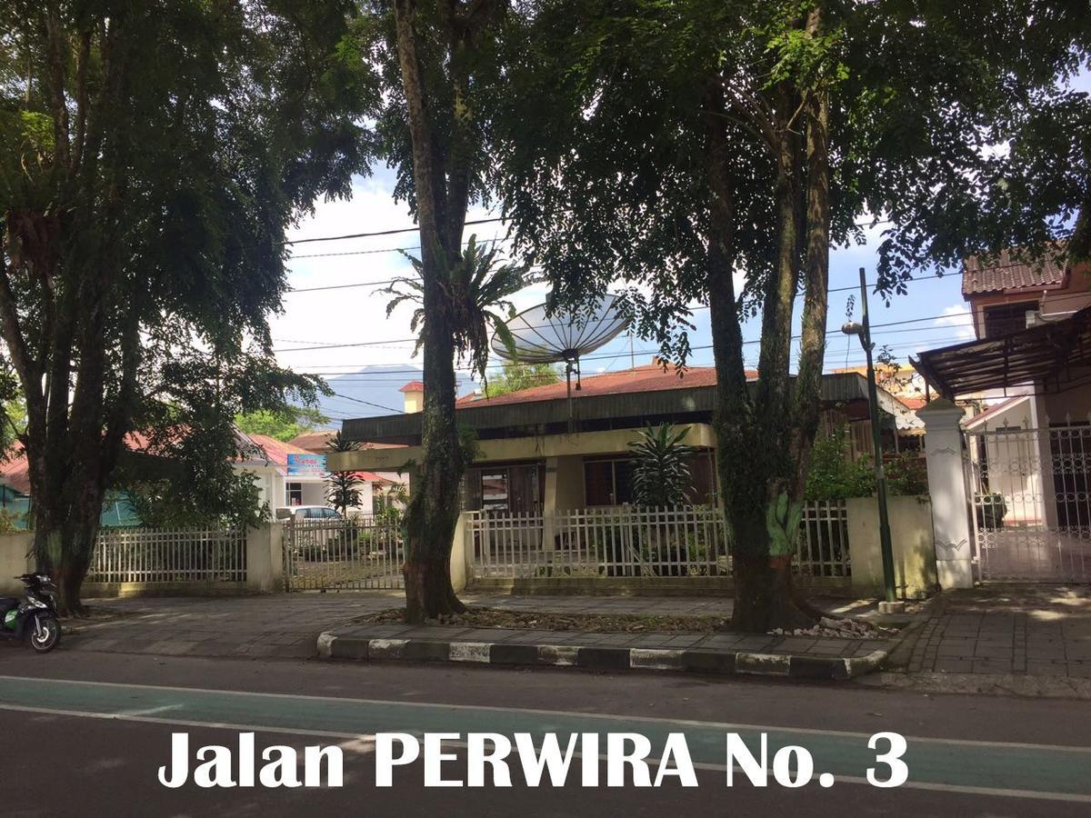 Astani Family Home Bukittinggi Extérieur photo
